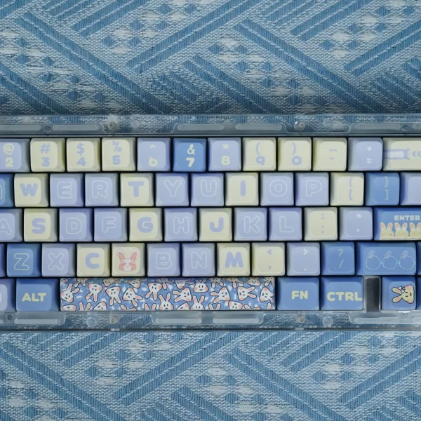 GMK+ Milk Blue MDA Custom Keycap Set