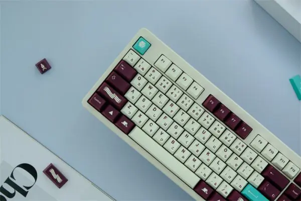 GMK+ Yuru Series Cherry Custom Keycap Set