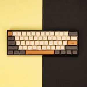 GMK+ Brown XDA Custom Keycap Set