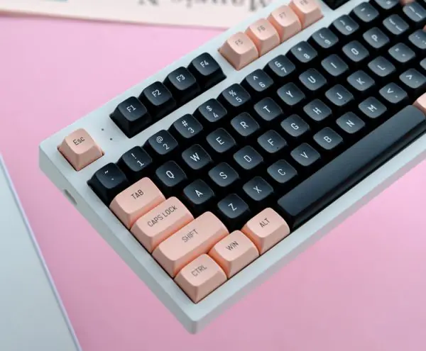 GMK+ Sweet Pink SA Custom Keycap Set