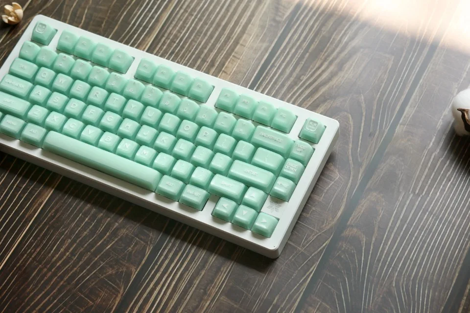 ECHOME Green Jade Theme Keycap 142Key Set PBT Dye Subbed Translucent Keyboard Cap SA Profile KeyCap for Mechanical Keyboard Gift