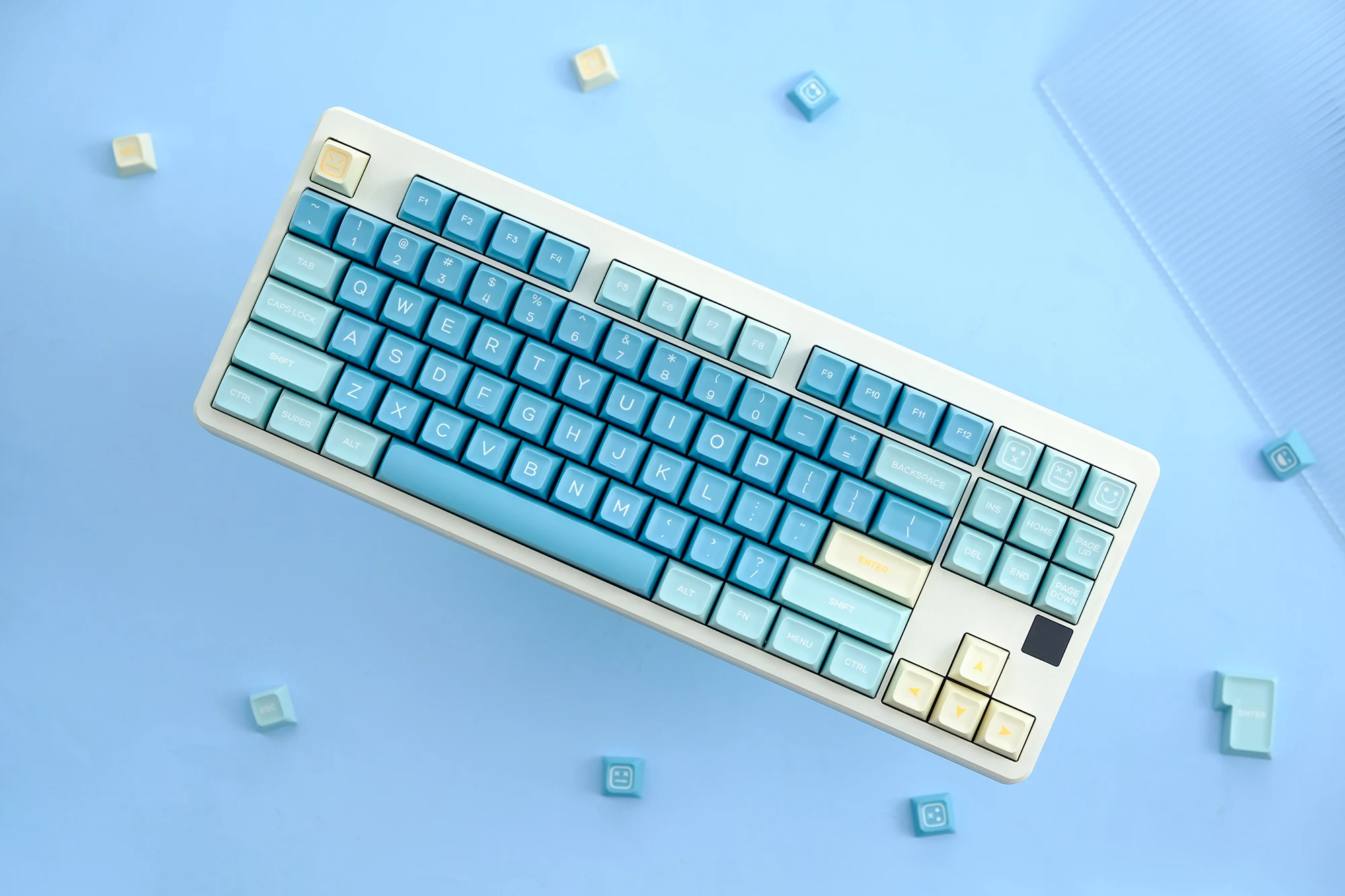 QX GMK Sea Salt Lemon Keycaps Blue Color PBT Double Shot SA Profile Keycap for Customized Mechanical Keyboard 64 68 96 980 100